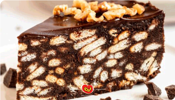 کیک شکلاتی با بیسکوئیت