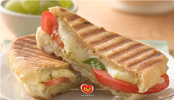 طرز تهیه ساندویچ کالباس