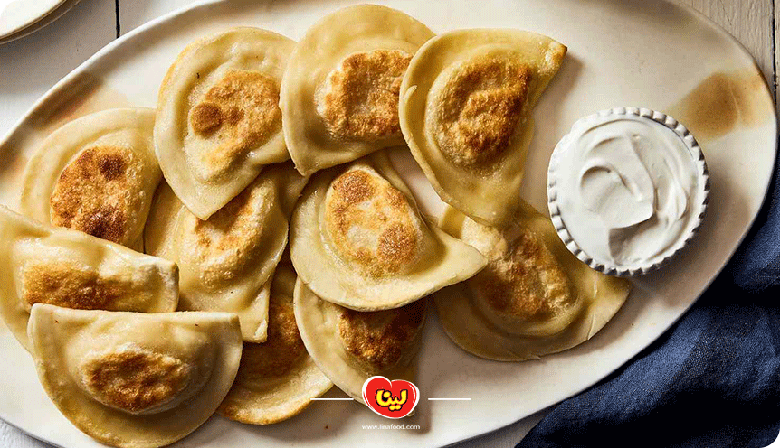 طرز تهیه پیراشکی گوشت و قارچ