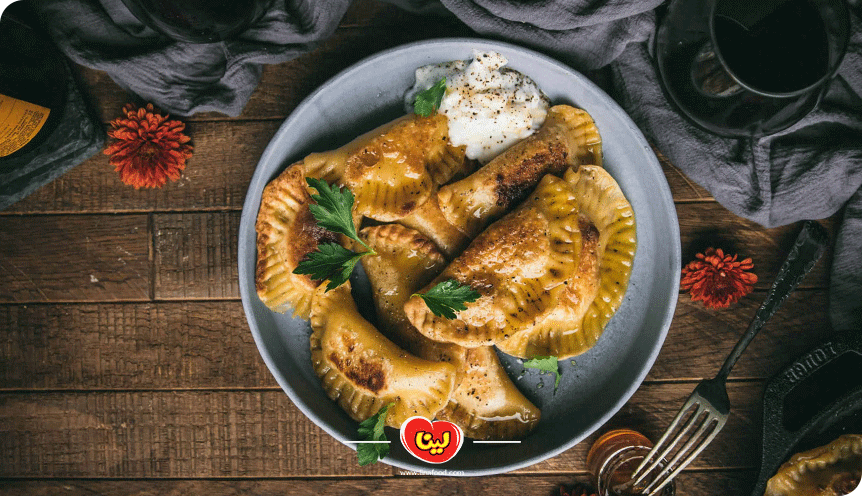 طرز تهیه پیراشکی سوخاری مرغ و قارچ