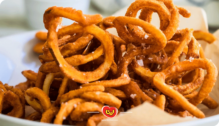 طرز تهیه سیب‌زمینی پفکی مارپیچی