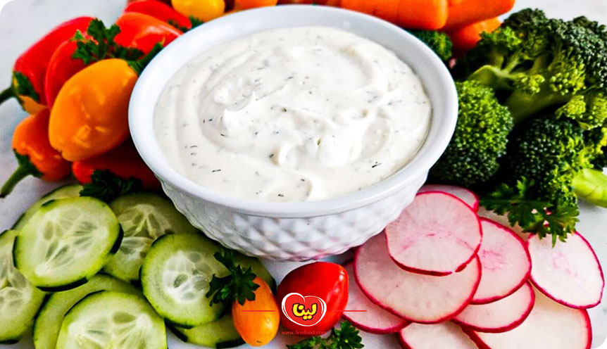 طرز تهیه سس رنچ رژیمی با ماست یونانی
