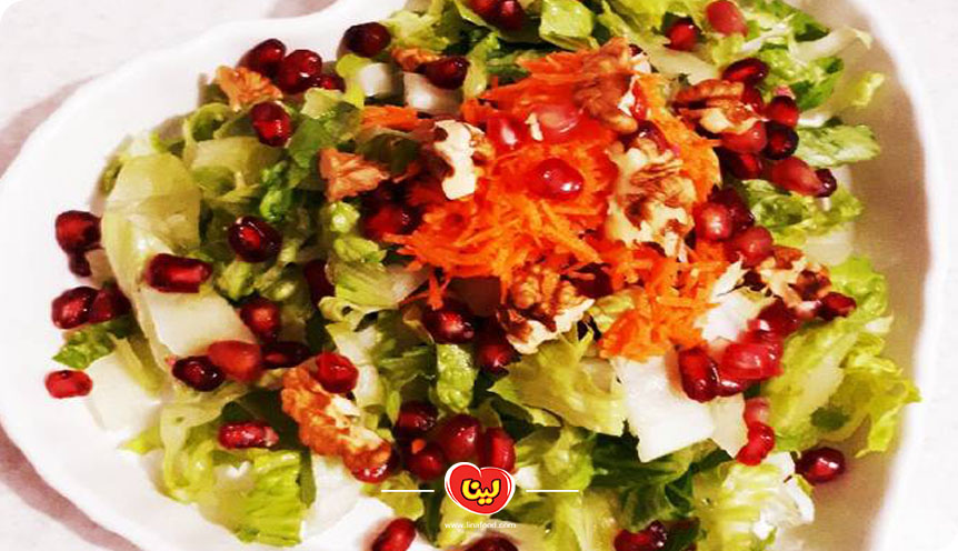 سالاد کاهو و انار